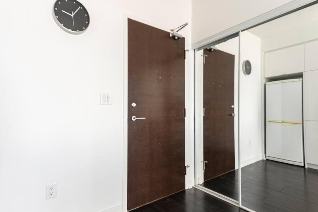 Luxury Downtown Lakeview & City View Condo Toronto Zewnętrze zdjęcie